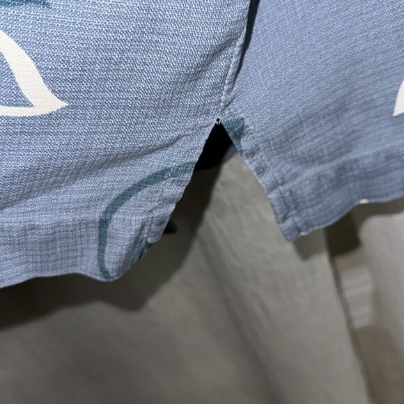 Tommy Bahama XL Vintage Blue White Hawaiian Floral Short Sleeve Casual Shirt - Picture 8 of 11